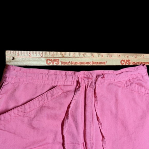 Newport News Jeanology Collection Bright Pink Ladies Size 4 Lightweight Shorts - Picture 8 of 12